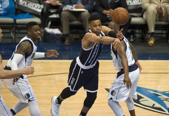 关于西亚卡姆三分再绝杀,猛龙险胜小牛取得连胜的信息 关于西亚卡姆三分再绝杀,猛龙险胜小牛取得连胜的信息