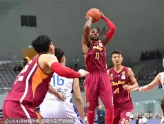 爱游戏体育平台-包含浬巴赫客场击败莱卡内斯，豪取三分的词条