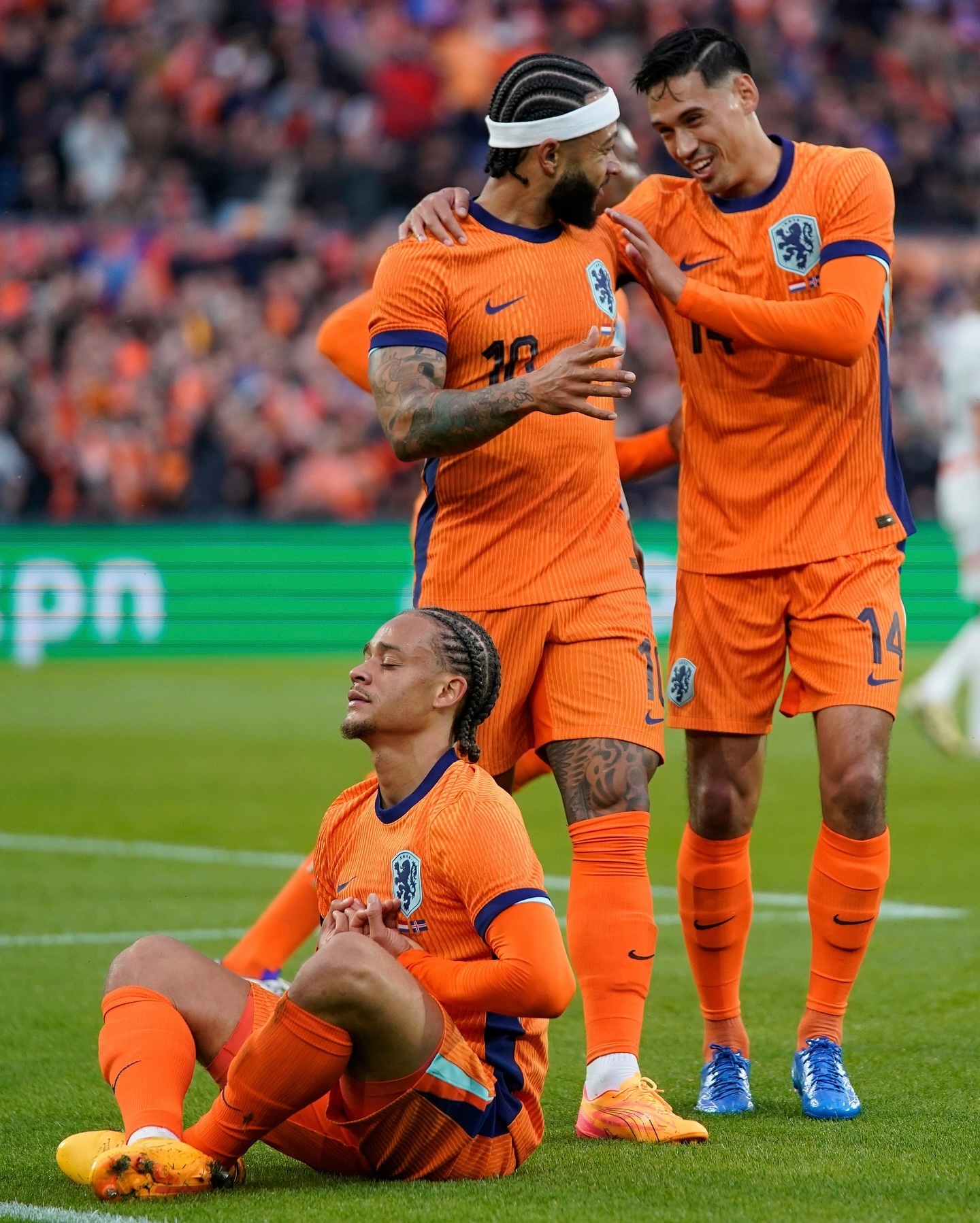 荷兰队门将因私人原因无缘参加友谊赛的简单介绍 荷兰队门将因私人原因无缘参加友谊赛的简单介绍