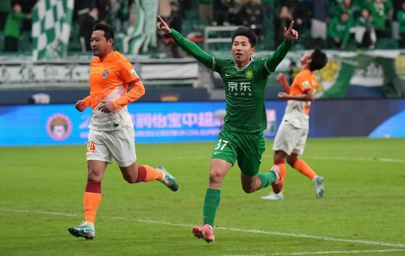 爱游戏体育网站-在北京国安赛场上演亚冠，失误，引发全场沸腾的简单介绍