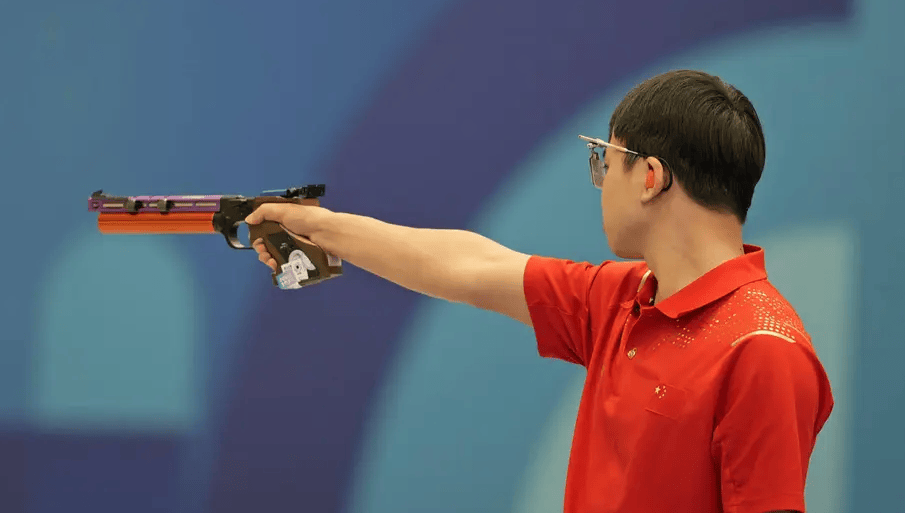 沙特阿拉伯队获得射击比赛男子手枪团体冠军的简单介绍 沙特阿拉伯队获得射击比赛男子手枪团体冠军的简单介绍