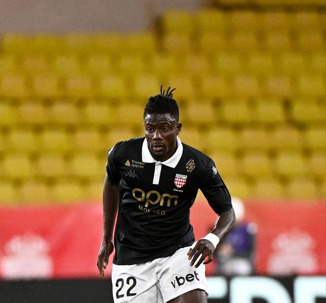 摩纳哥客场逆转，击败对手取得三分