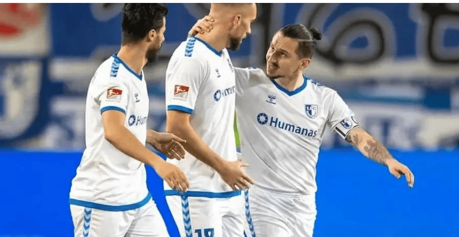 包含不伦瑞克深陷德乙,谋求重返德甲的词条 包含不伦瑞克深陷德乙,谋求重返德甲的词条