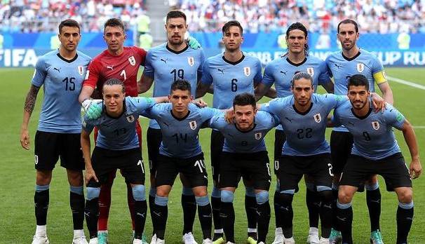 FC科隆队员团结一致,迸发出色斗志的简单介绍 FC科隆队员团结一致,迸发出色斗志的简单介绍