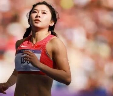 关于挑战自我:女足运动员的坚韧与拼搏的信息 关于挑战自我:女足运动员的坚韧与拼搏的信息