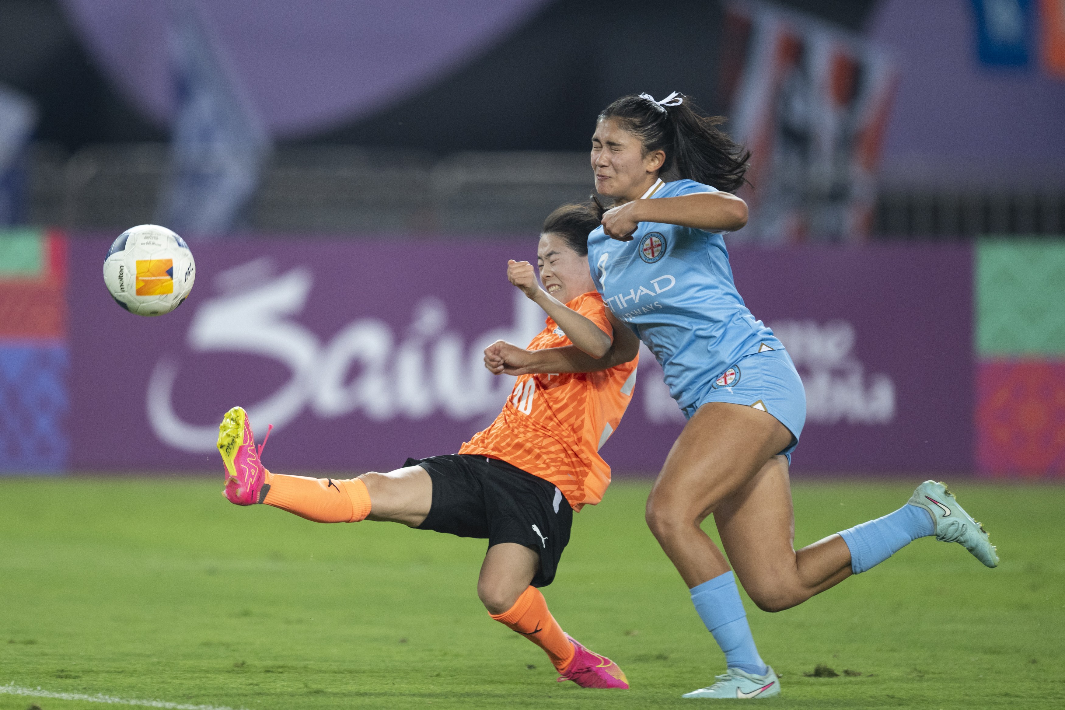 包含美洲足球决战场:女足代表团冲刺冠军的词条 包含美洲足球决战场:女足代表团冲刺冠军的词条