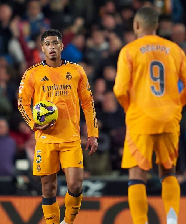 瓦伦西亚锋线犀利击败皇马豪门 瓦伦西亚锋线犀利击败皇马豪门