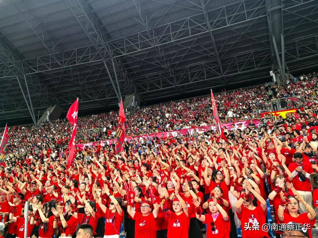 首发控制比赛节奏,球队稳定连胜稳居前列 首发控制比赛节奏,球队稳定连胜稳居前列