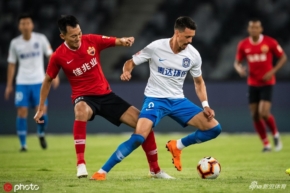 爱游戏官网网页版入口-深圳佳兆业对阵天津泰达，实力碰撞中会有怎样的结局？的简单介绍