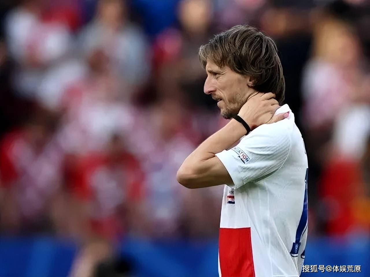 欧锦赛热门球队激战,胜者荣耀无上的简单介绍 欧锦赛热门球队激战,胜者荣耀无上的简单介绍