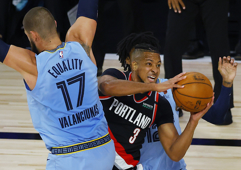 爱游戏官网-关于开拓者队外线命中率飙升，攻击力大增的信息