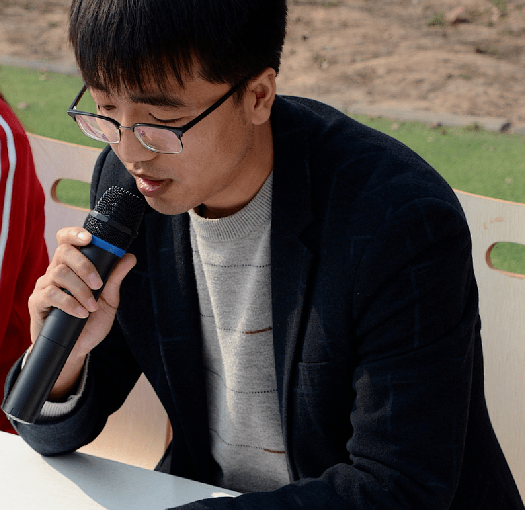 爱游戏网页版入口-南美篮球新秀脱颖而出，国际比赛中闪耀光芒的简单介绍