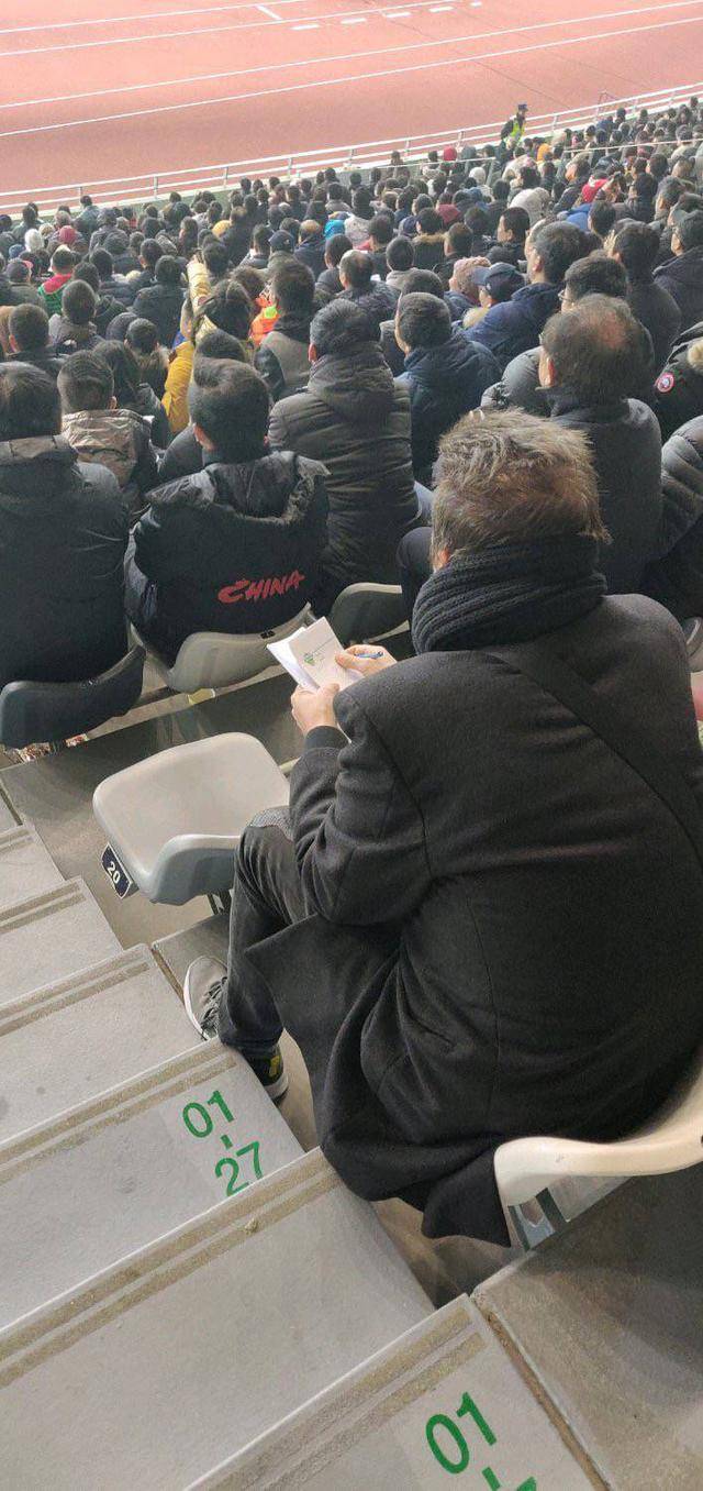 意大利厚脸皮被友谊皮球咬,意图盗取战术 意大利厚脸皮被友谊皮球咬,意图盗取战术