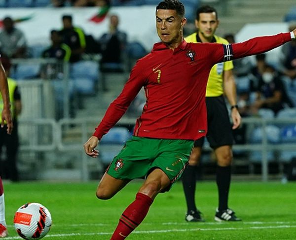 塞尔维亚队战胜卢森堡,锁定欧预赛八强资格 塞尔维亚队战胜卢森堡,锁定欧预赛八强资格