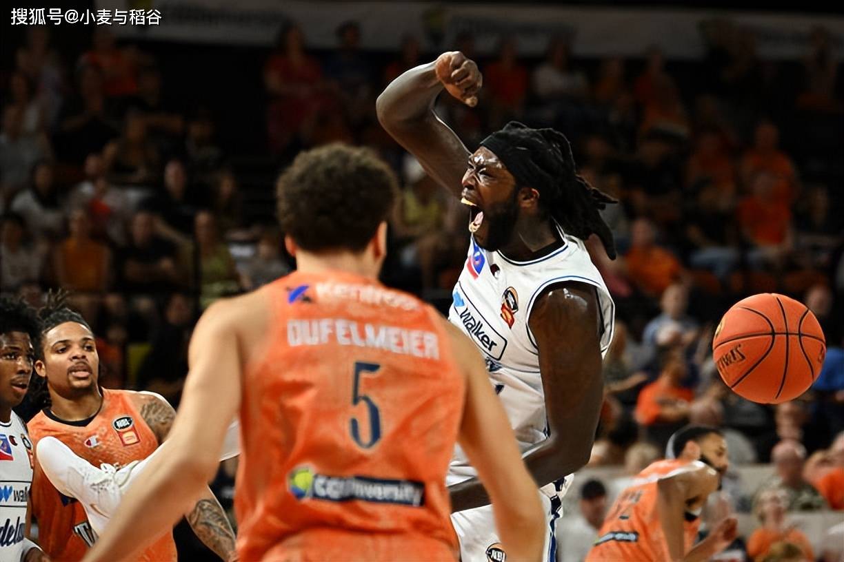 快船击败奇才，哈雷尔突破20分