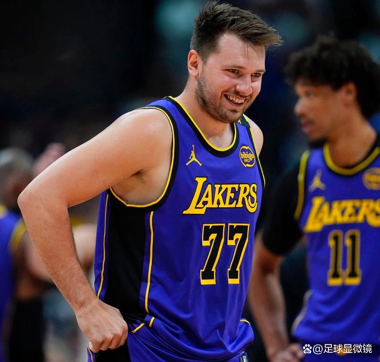 爱游戏官网-包含独行侠击败雷霆，东契奇砍下20+10+10的词条