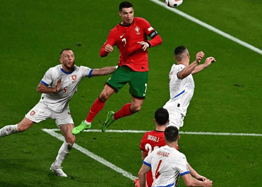 德国对阵克罗地亚，在欧国联比赛中取胜