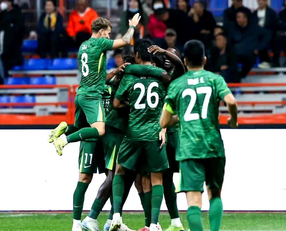 爱游戏网页版入口-北京国安备受期待，队长领军再战