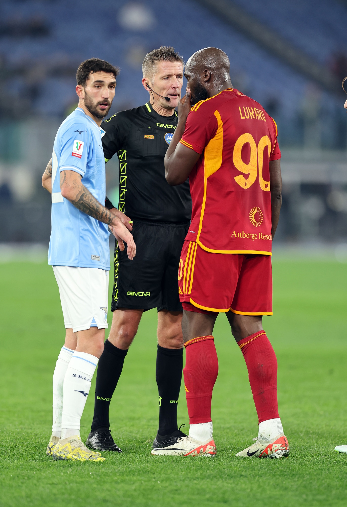 爱游戏体育网站-包含罗马德比！罗马与拉齐奥展开激烈对抗的词条